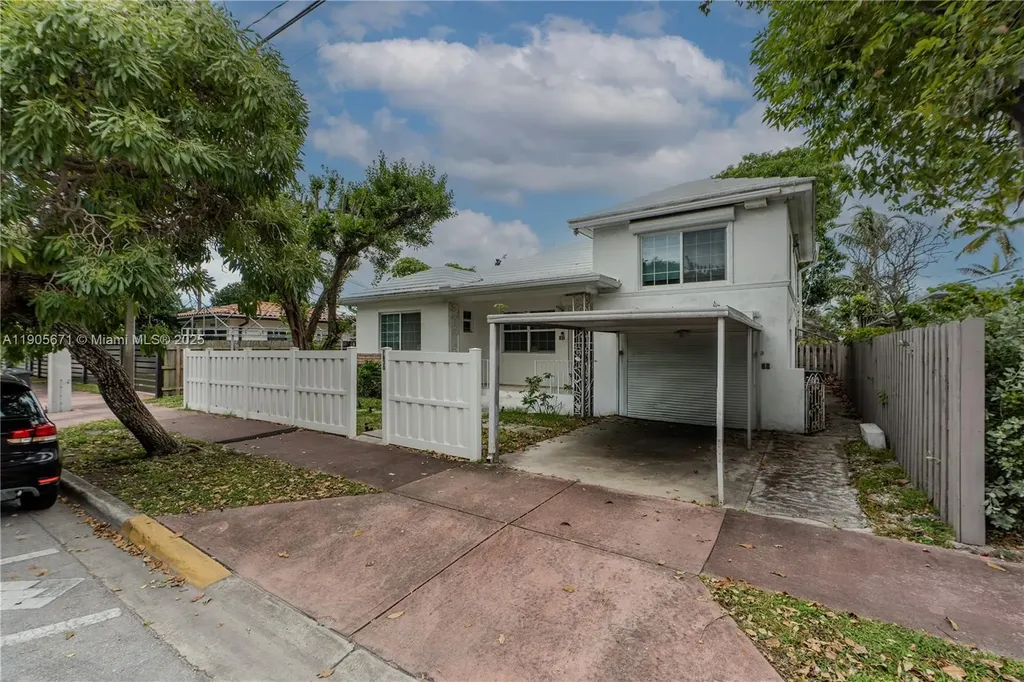 7830 Hawthorne Avenue Miami Beach FL 33141