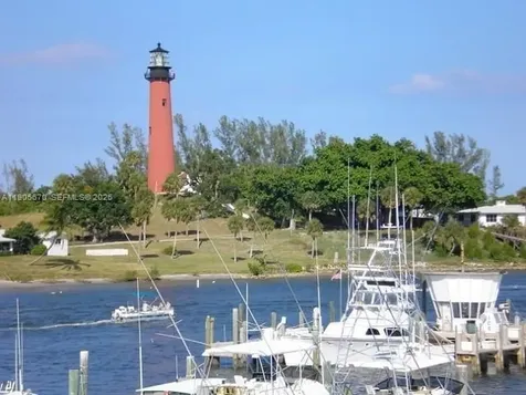 475 Ocean Ridge Way Juno Beach FL 33408