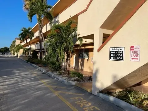 4500 N Federal Highway Lighthouse Point FL 33064