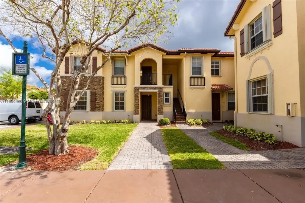 1490 NE 33rd Road Homestead FL 33033