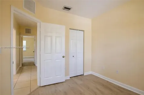 1490 NE 33rd Road Homestead FL 33033