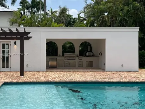 4100 Monserrate Street Coral Gables FL 33146