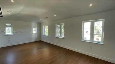 4100 Monserrate Street Coral Gables FL 33146