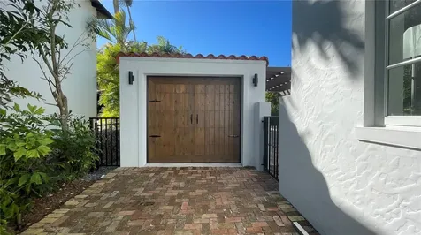 4100 Monserrate Street Coral Gables FL 33146