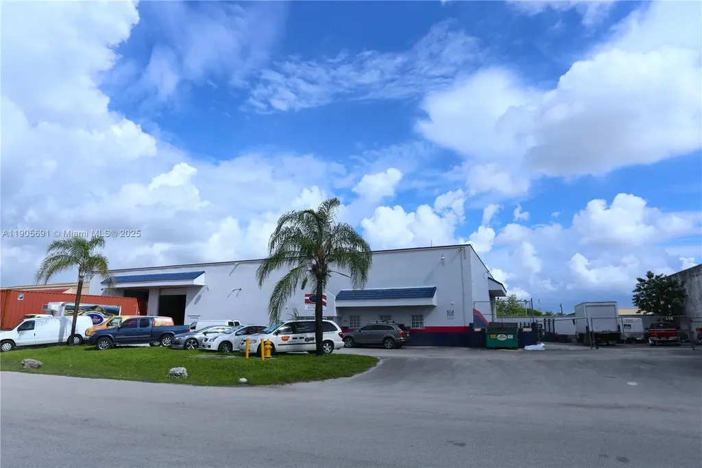 Miami FL 33166