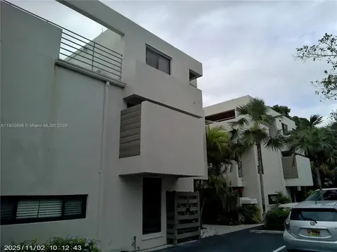 3036 SW 27th Avenue Miami FL 33133