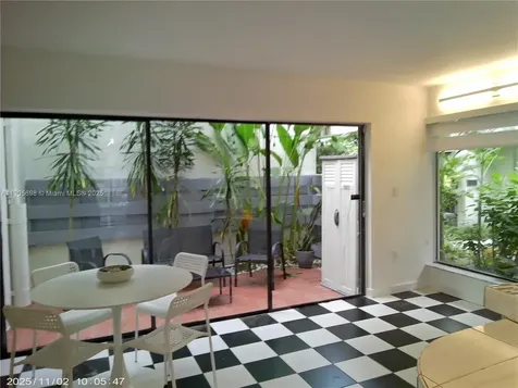 3036 SW 27th Avenue Miami FL 33133