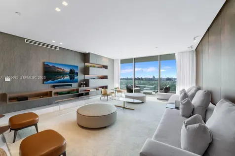 10201 Collins Avenue Bal Harbour FL 33154
