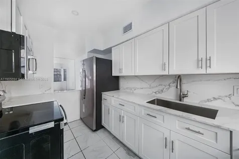 7712 Byron Avenue Miami Beach FL 33141