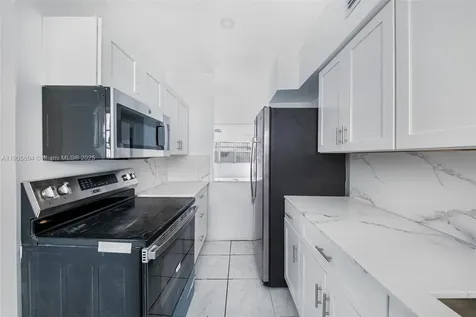 7712 Byron Avenue Miami Beach FL 33141