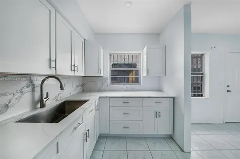 7712 Byron Avenue Miami Beach FL 33141