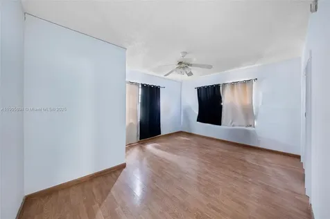 7712 Byron Avenue Miami Beach FL 33141