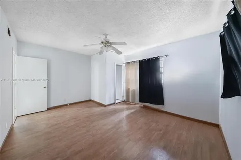 7712 Byron Avenue Miami Beach FL 33141