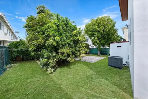 7712 Byron Avenue Miami Beach FL 33141