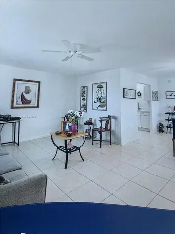 327 Tuscany F Delray Beach FL 33446