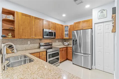 10760 NW 74th Lane Doral FL 33178