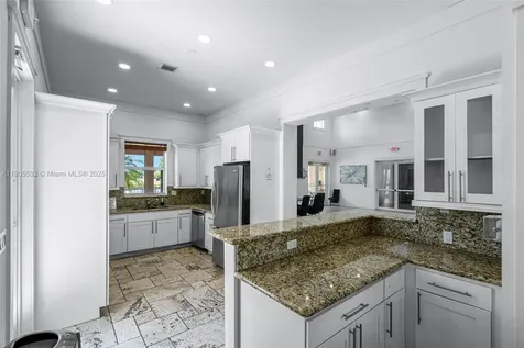 10760 NW 74th Lane Doral FL 33178
