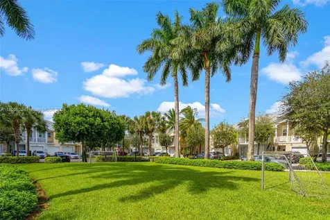 10760 NW 74th Lane Doral FL 33178