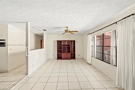 310 SE Evans Avenue Port St. Lucie FL 34984