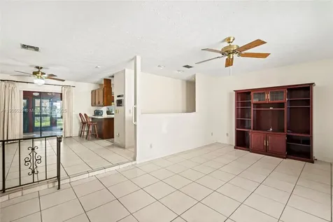 310 SE Evans Avenue Port St. Lucie FL 34984