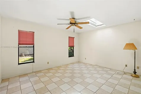 310 SE Evans Avenue Port St. Lucie FL 34984