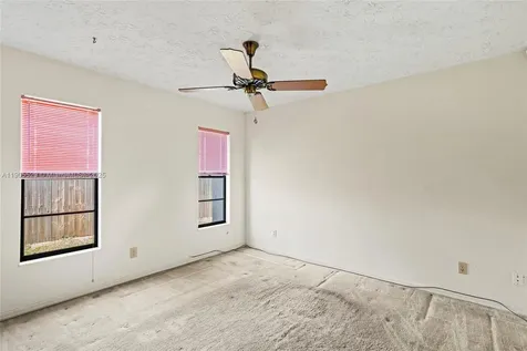 310 SE Evans Avenue Port St. Lucie FL 34984