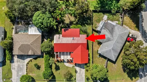 310 SE Evans Avenue Port St. Lucie FL 34984