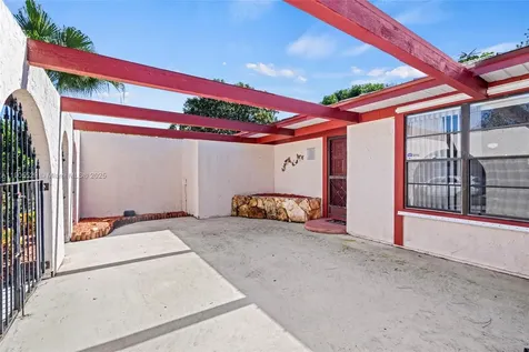 310 SE Evans Avenue Port St. Lucie FL 34984