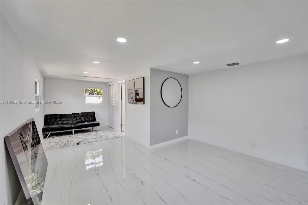 2201 SE 19th Street Fort Lauderdale FL 33316