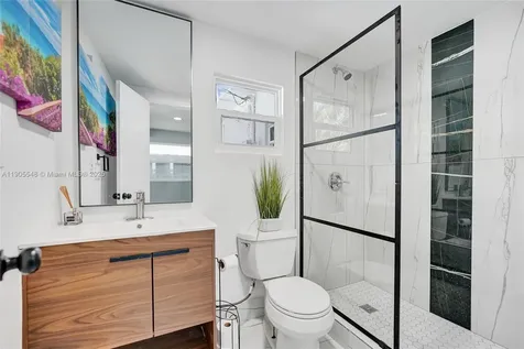 2201 SE 19th Street Fort Lauderdale FL 33316