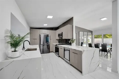 2201 SE 19th Street Fort Lauderdale FL 33316