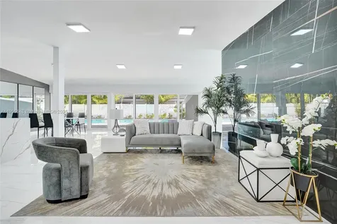 2201 SE 19th Street Fort Lauderdale FL 33316