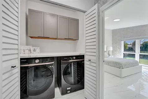 2201 SE 19th Street Fort Lauderdale FL 33316