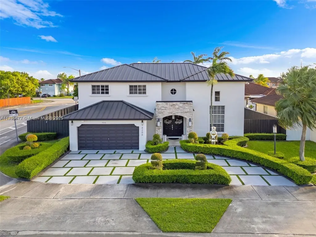 14206 SW 164th Terrace Miami FL 33177