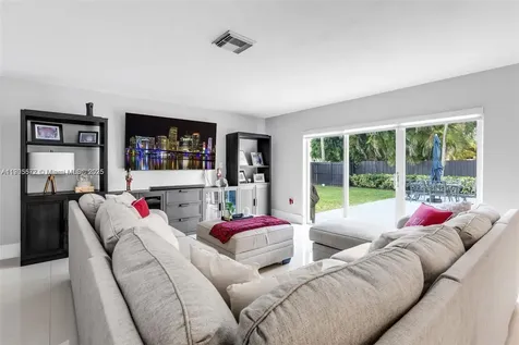 14206 SW 164th Terrace Miami FL 33177