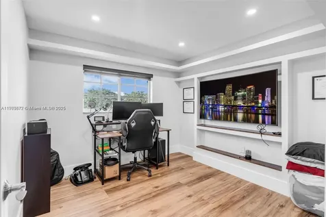 14206 SW 164th Terrace Miami FL 33177