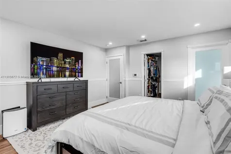 14206 SW 164th Terrace Miami FL 33177