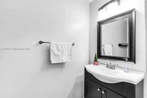 14206 SW 164th Terrace Miami FL 33177
