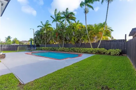 14206 SW 164th Terrace Miami FL 33177