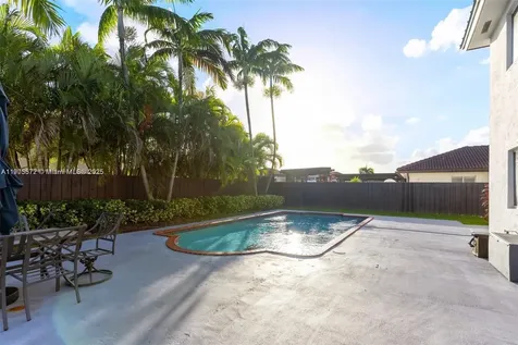14206 SW 164th Terrace Miami FL 33177
