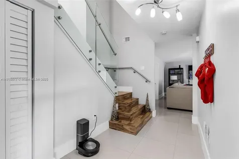 14206 SW 164th Terrace Miami FL 33177