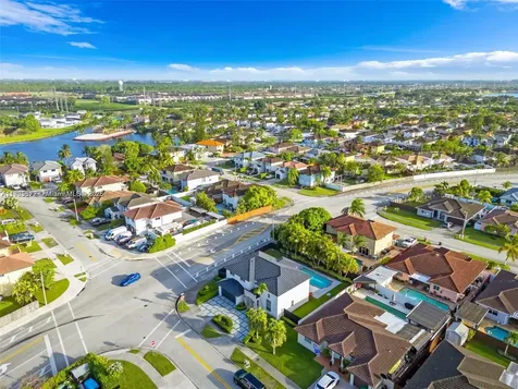 14206 SW 164th Terrace Miami FL 33177