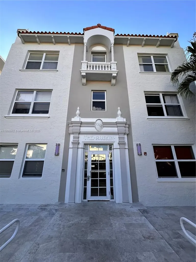 1542 Drexel Avenue Miami Beach FL 33139