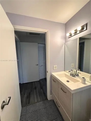 1542 Drexel Avenue Miami Beach FL 33139