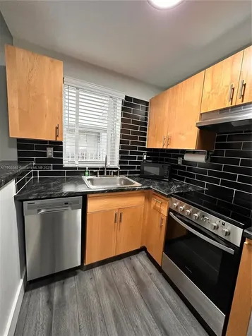 1542 Drexel Avenue Miami Beach FL 33139
