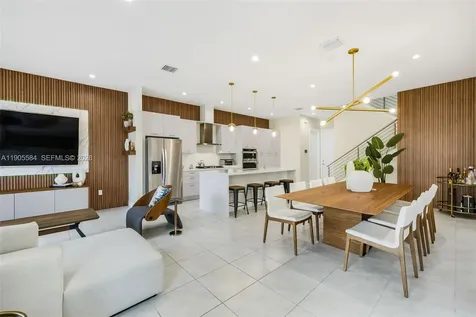 8156 NW 43rd Street Doral FL 33166