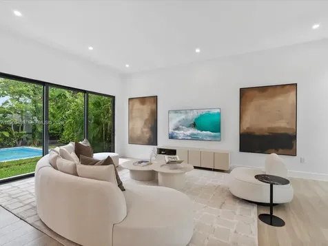 1259 SW 20th Street Miami FL 33145
