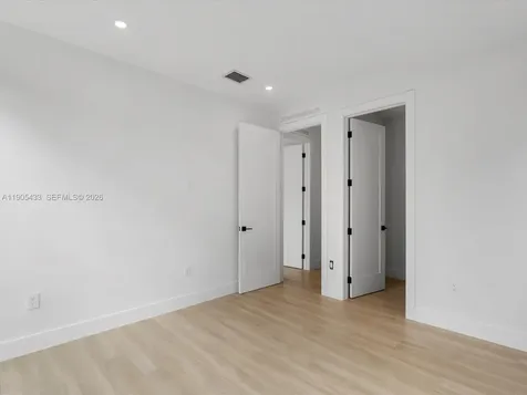 1259 SW 20th Street Miami FL 33145
