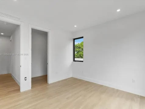 1259 SW 20th Street Miami FL 33145