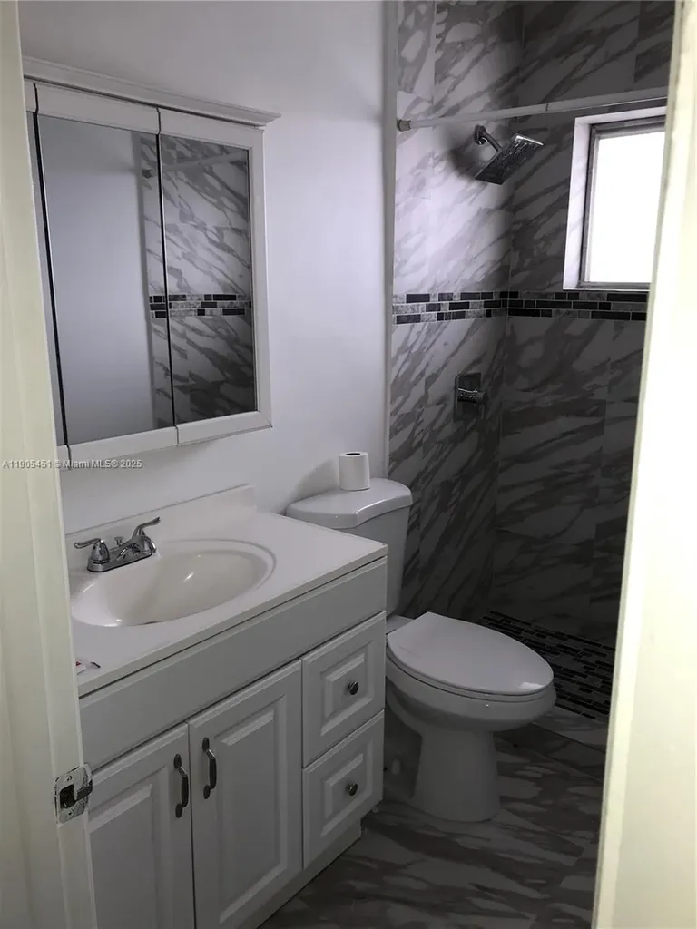 1816 Mckinley Street Hollywood FL 33020